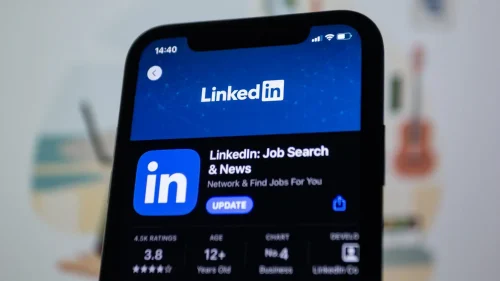 How to warm up your LinkedIn profile?